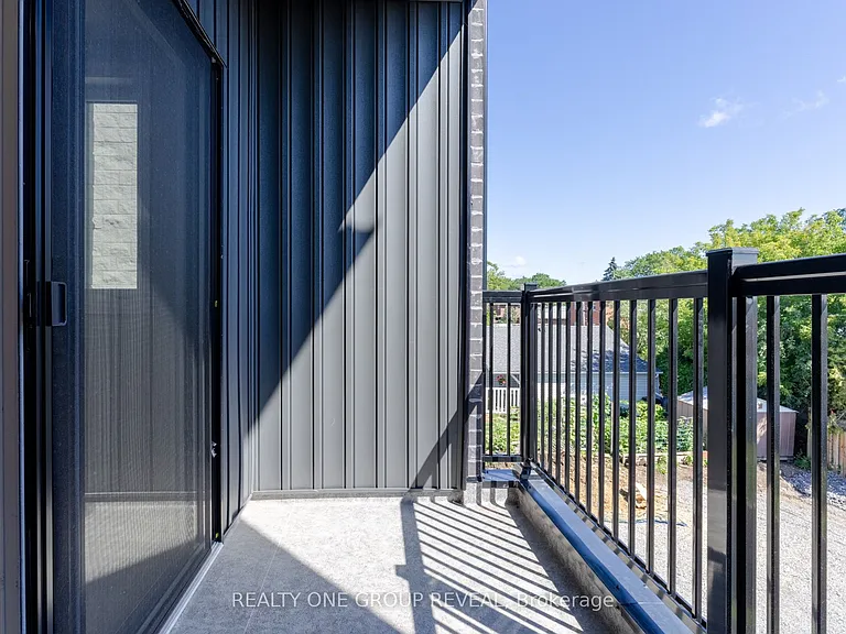 227 Grenfell St #3 — Photo 12