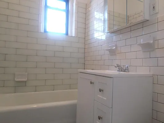 Rented by Keller Williams NYC | media 59