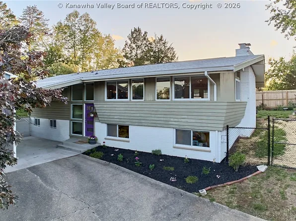2005 Huber Rd, Charleston, WV 25314