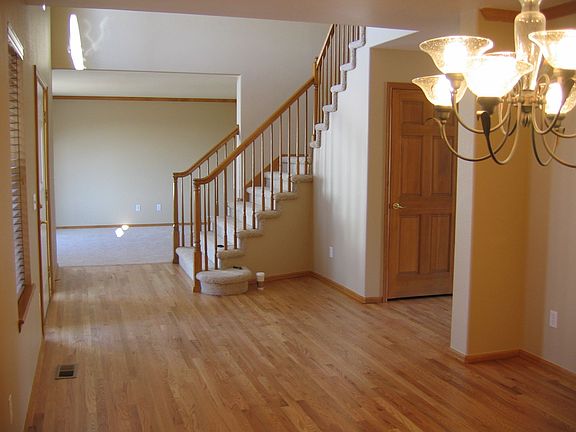 entery way from dinning room