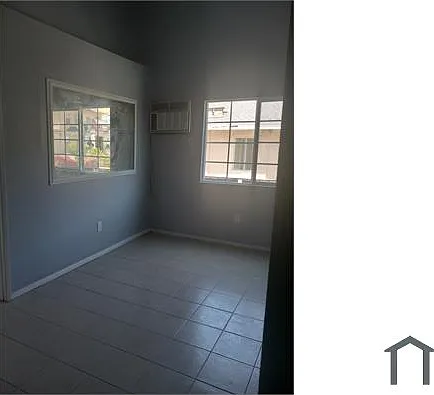 2505 Hancock St #209 — Photo 8