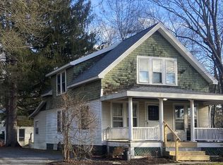 658 Lishakill Rd, Niskayuna, NY 12309