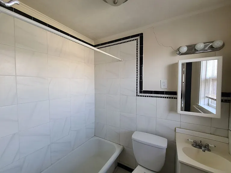 85 Meigs St #2D — Photo 6