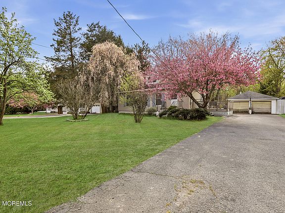 4th image of 376 Cook Road