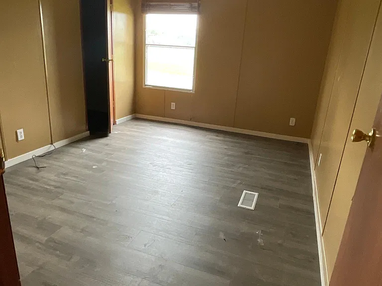 7298 N FM 148 — Photo 14