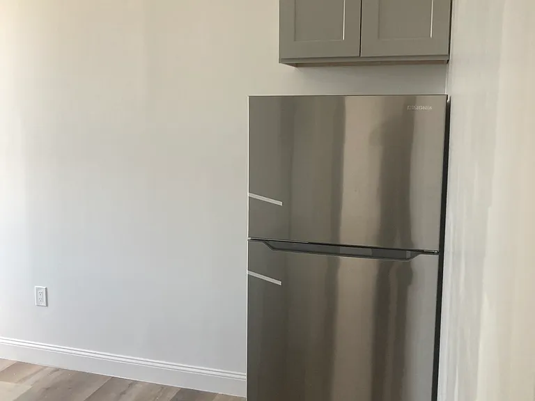 6815 11th Ave #4 — Photo 4