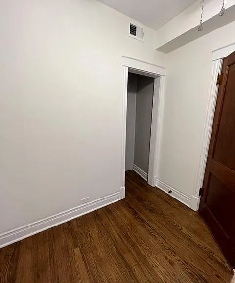 2533 N Springfield Ave #2 — Photo 9