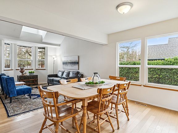 5th image of 2192 NE Kevos Pond Drive