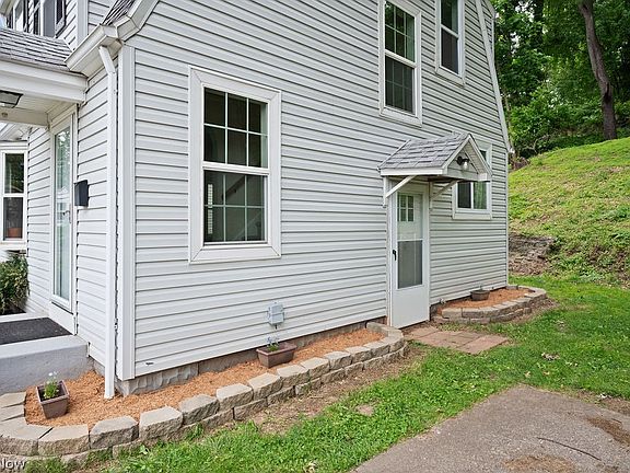 5th image of 2800 Dudley Ave