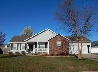 5135 Willow Dr, Joplin, MO 64801