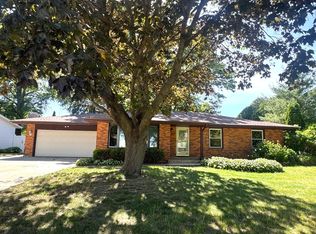 3020 Southbridge Rd, Rockford, IL 61114