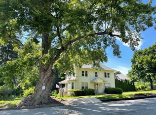 357 Salisbury St #1, Worcester, MA 01609