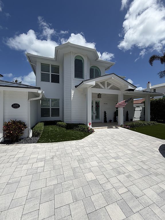 19170 Waterway Rd - Property Image