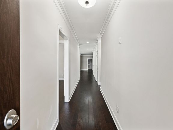 4th image of 1218 Charleston Blvd