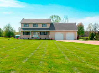 (Undisclosed Address), Vermilion, OH 44089