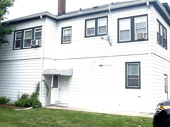 5th image of 645 Lafayette Ave