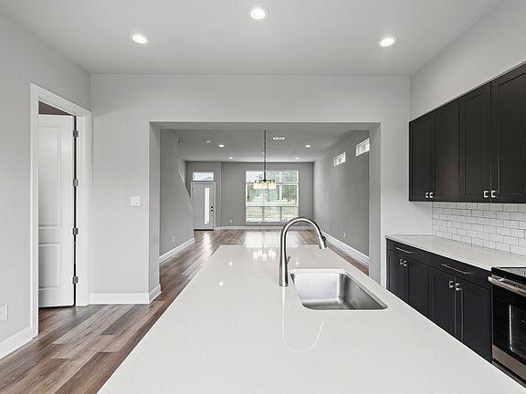 5th image of 3134 Wayside Ave #1