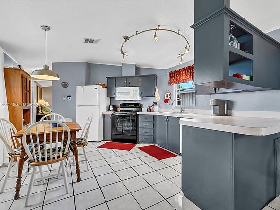 4th image of 35303 SW 180th Ave Lot 401