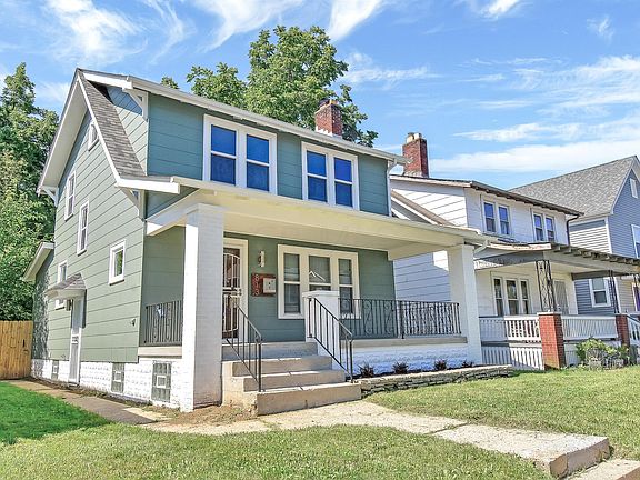 3rd image of 813 Stewart Ave