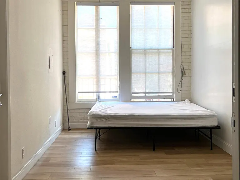 737 Grant Ave #C1 — Photo 2