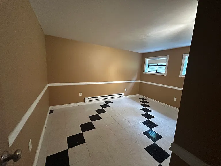 330 Sawmill Rd — Photo 27