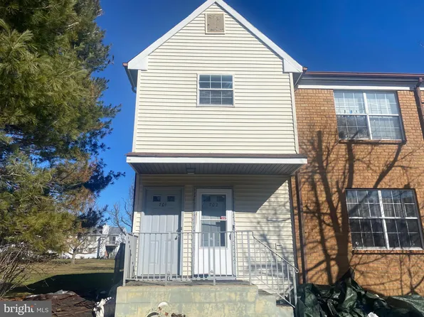 701 Woodchip Rd, Lumberton, NJ 08048