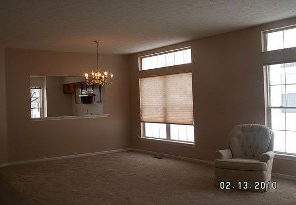 4th image of 1114 Lake Meadow Ln