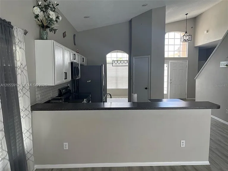 189 Emeraldview Ave — Photo 9