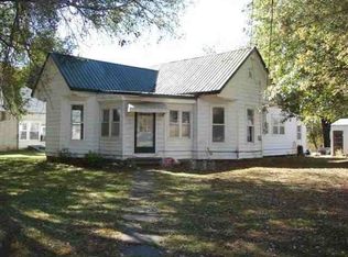 501 S College St, Calhoun, MO 65323
