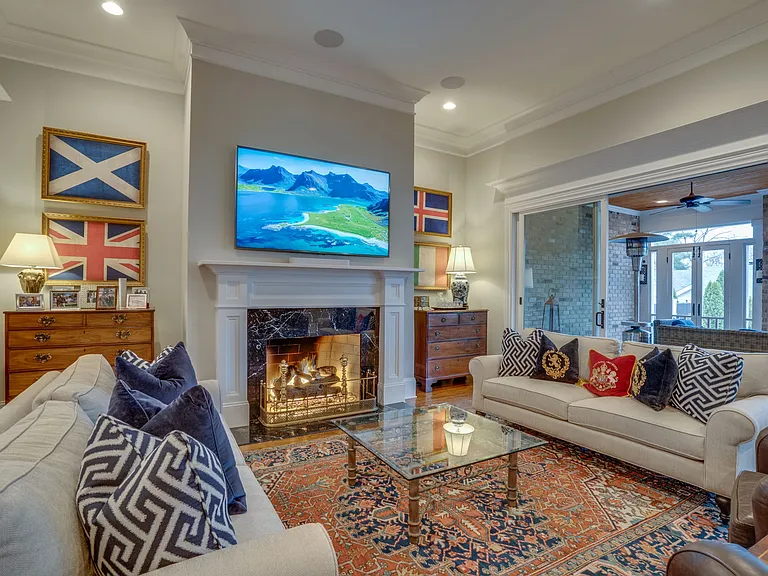 2424A Abbott Martin Rd — Photo 16