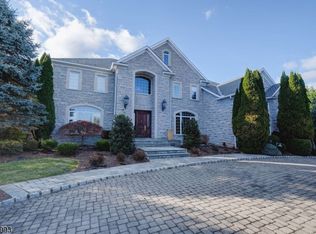 15 Michelle Way, Montville Twp., NJ 07058