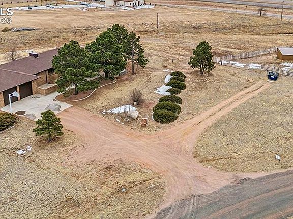 2nd image of 7585 Ponca Rd