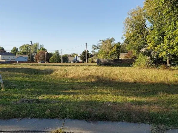 20664 W 125th Ct, Olathe, KS 66061