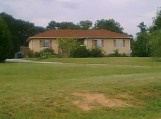 160 Outback Ln, Mount Ulla, NC 28125