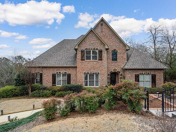 2nd image of 1404 Scout Ridge Dr