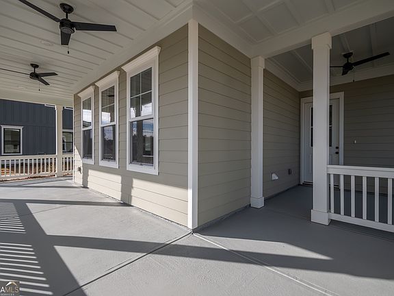 3rd image of 237 Highpointe Ln