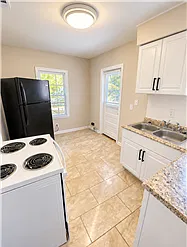 2 bed, 799 sqft, $1,350 — Photo 4
