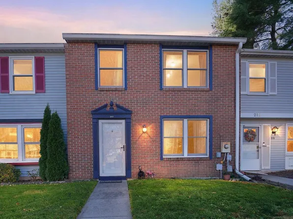 213 Deervalley Dr, Frederick, MD 21702