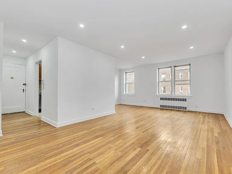 66-33 Yellowstone Blvd #4A — Photo 3