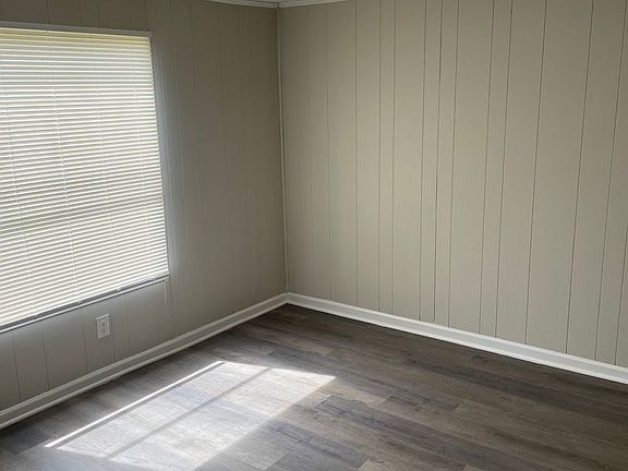 4th image of 571 Bethania Rural Hall Rd