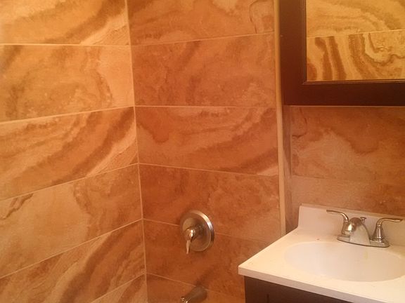 5th image of 424 Park Ave APT 22
