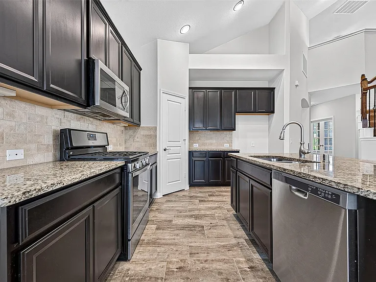 24603 Royal Pike Dr — Photo 15