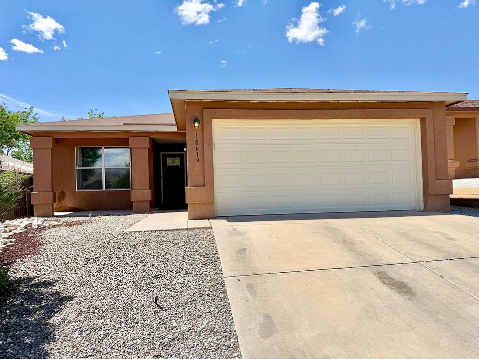 1st image of 10619 Vista Bella Pl NW