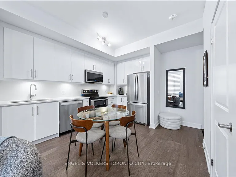 9560 Islington Ave #110 — Photo 17