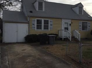 418 Shenandoah Rd, Hampton, VA 23661