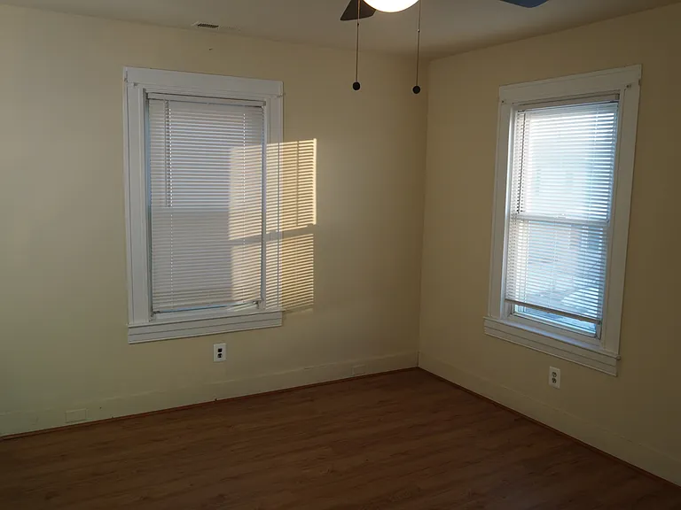217 Center St — Photo 24