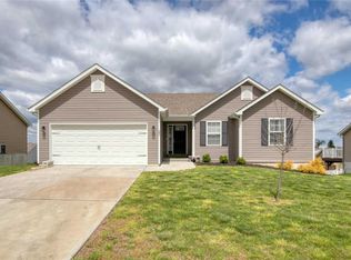 681 Grand Teton Dr, Troy, MO 63379