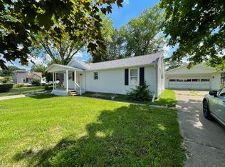 106 Esser St, Washington, IL 61571