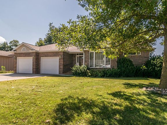 2nd image of 1710 Woodhaven Cir