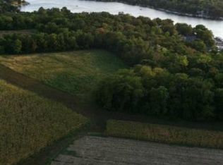 8 O'Lake Shore Dr, Lees Summit, MO 64086